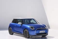 P90518413_highRes_mini-cooper-se-09-20