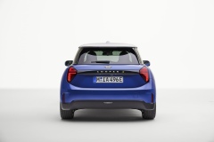 P90518432_highRes_mini-cooper-se-09-20